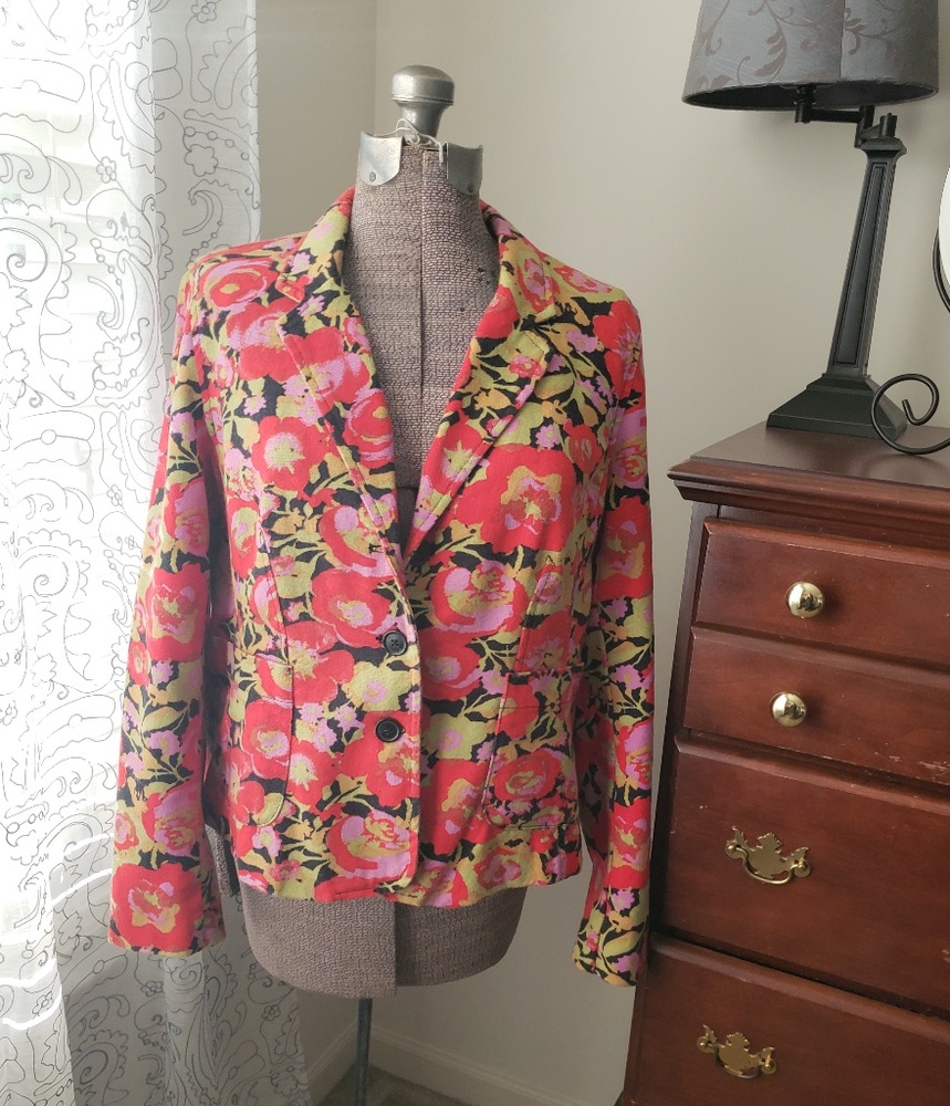 Isaac Mizrahi Womens flower jacket/blazer